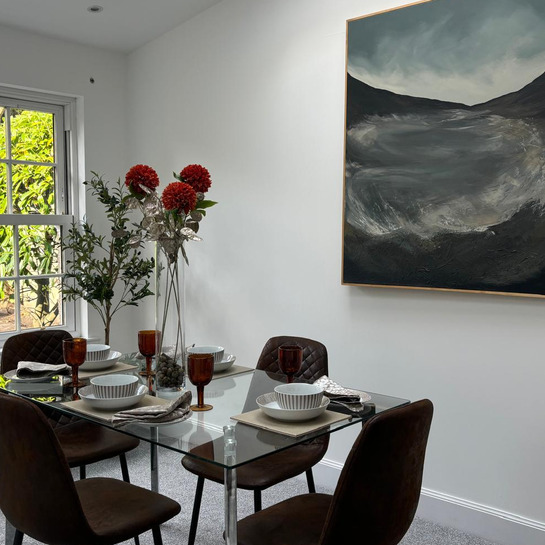 Thumbnail - Staged dining room